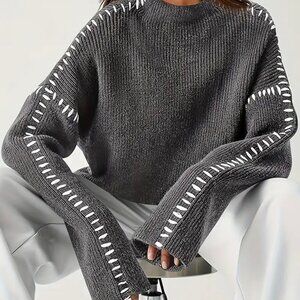 SIZE S | Grey Sweater with Modern White Stitching